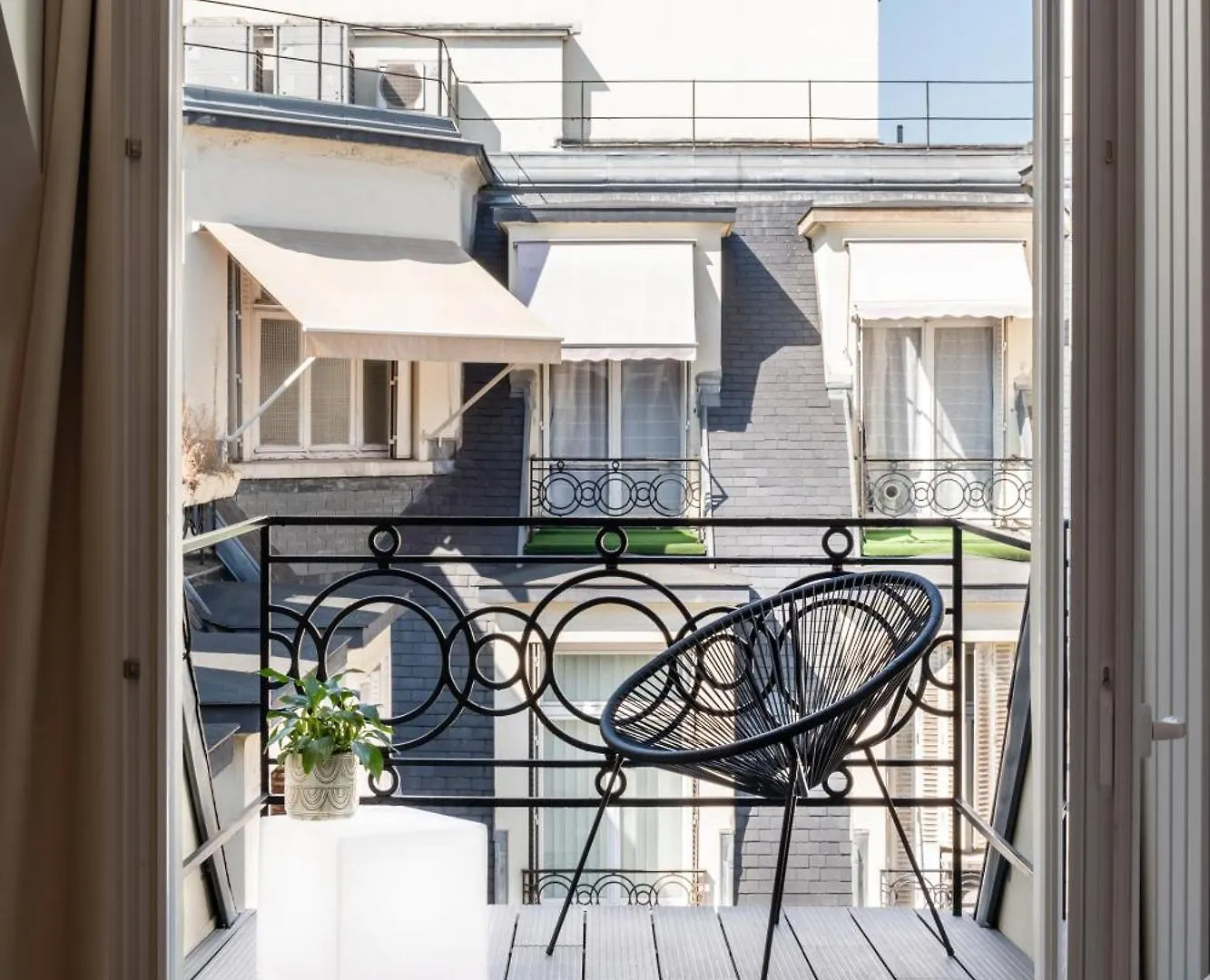 Spacious Studio On The Champs-Elysees Paris 0*,  France